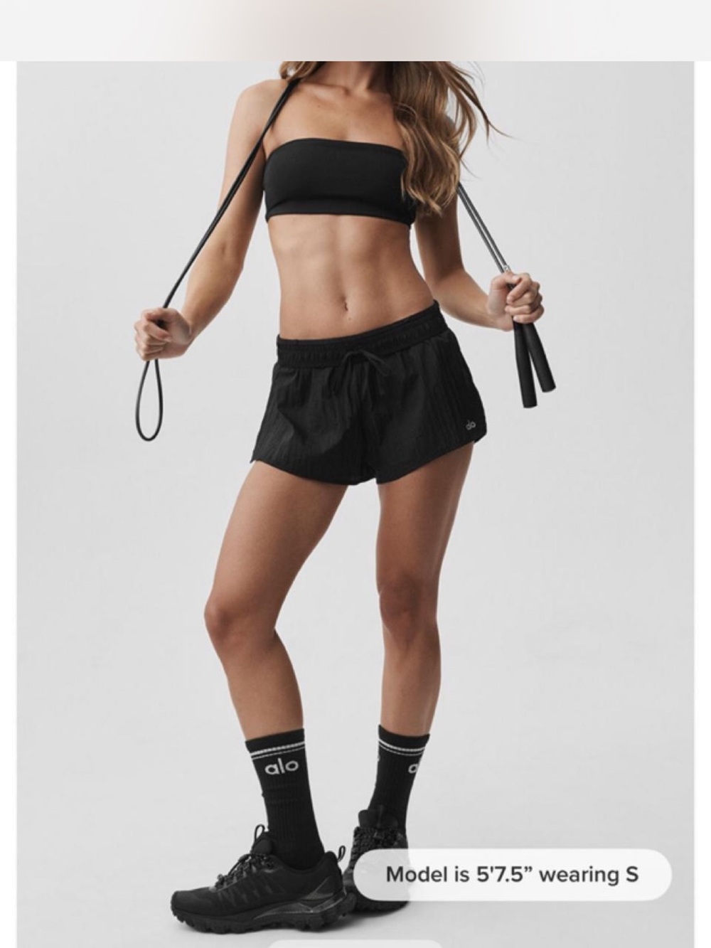 Alo yoga Mid rise go time short